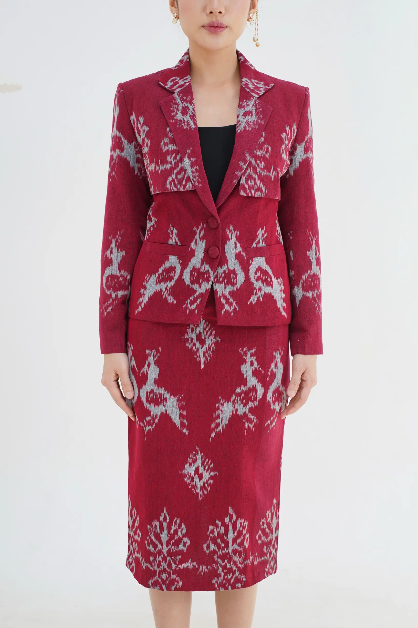 IKI TENUN Collection