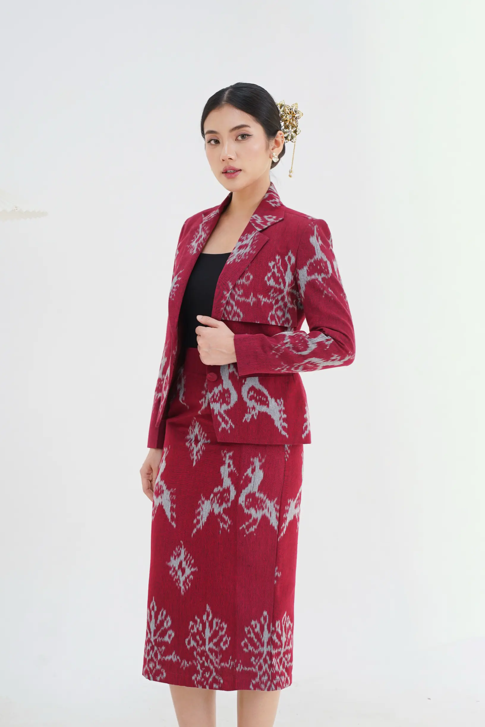 IKI TENUN Collection