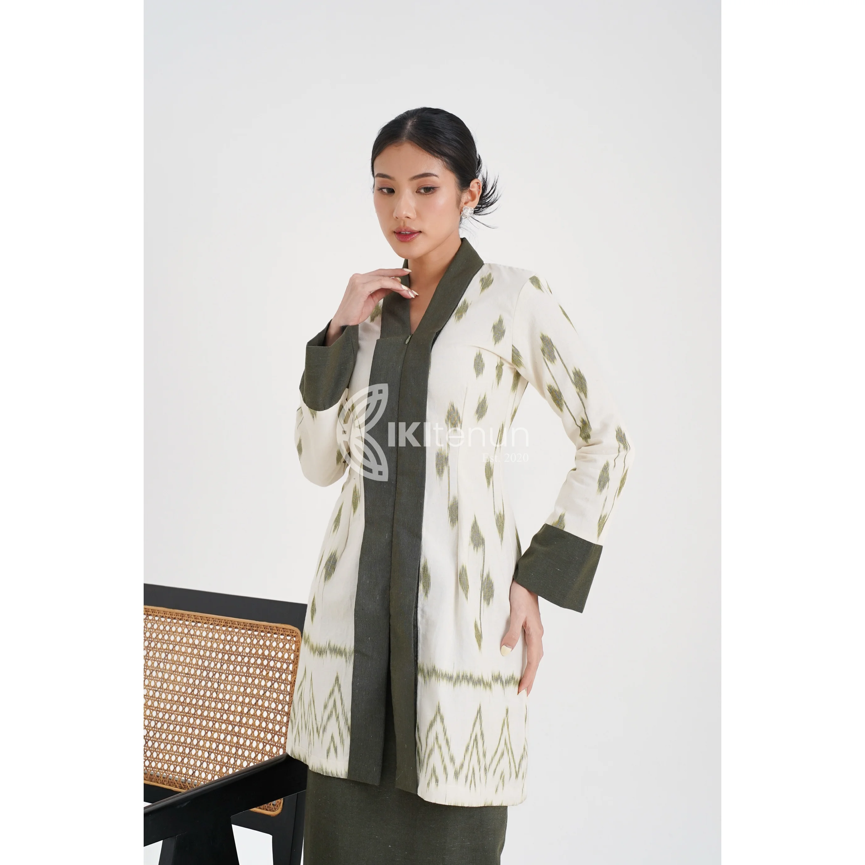 Kusuma Dress