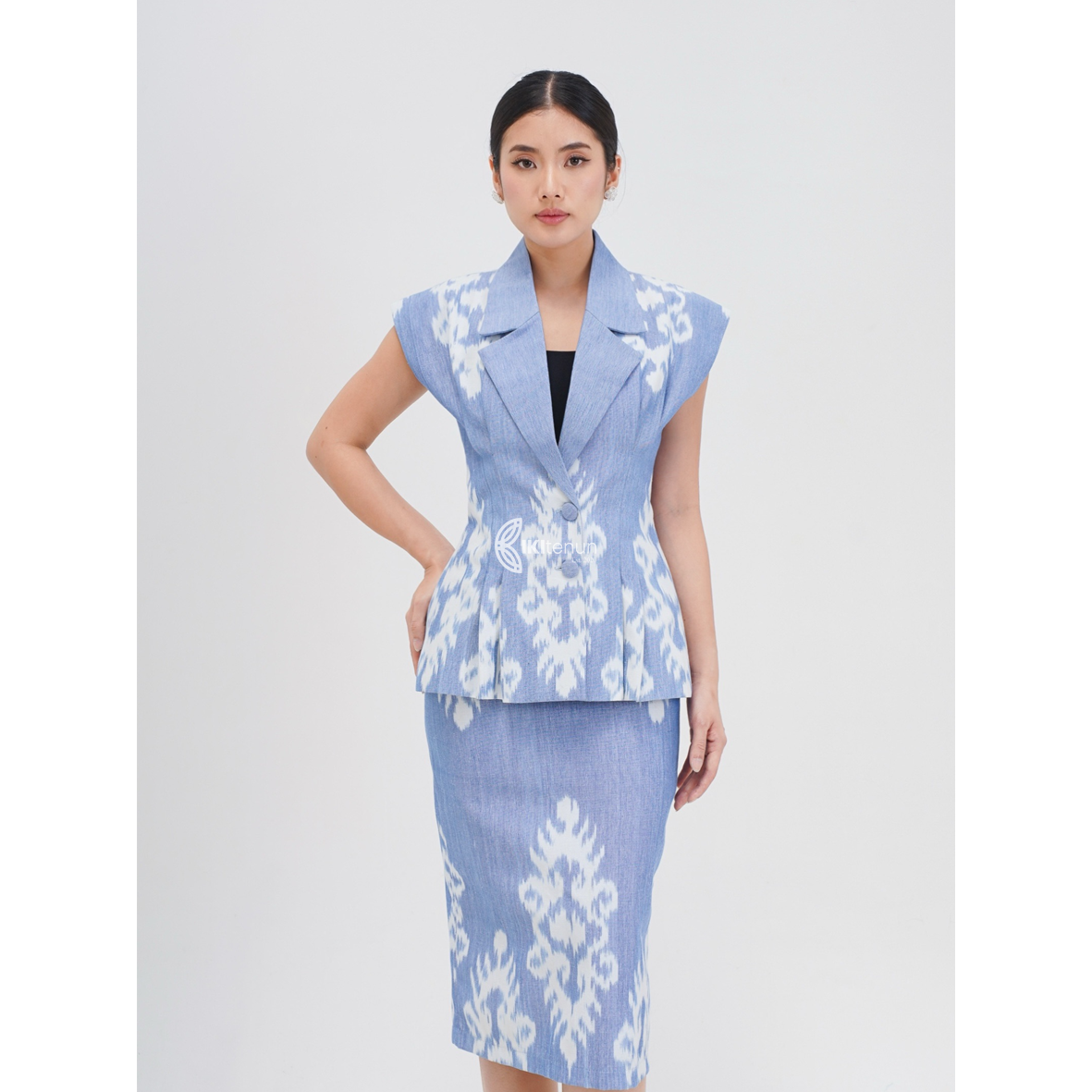 Lucia Vest - Foto 2